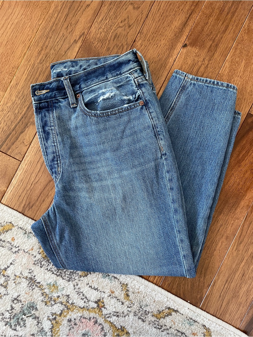 Old Navy High Rise Slouchy Taper denim button fly - Picture 3 of 10